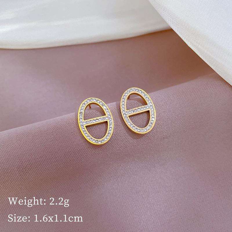 Fritillary Clover Minimalist Stud Earrings Cold Men'S And Women'S Earrings Personality Temperament Banquet Earrings