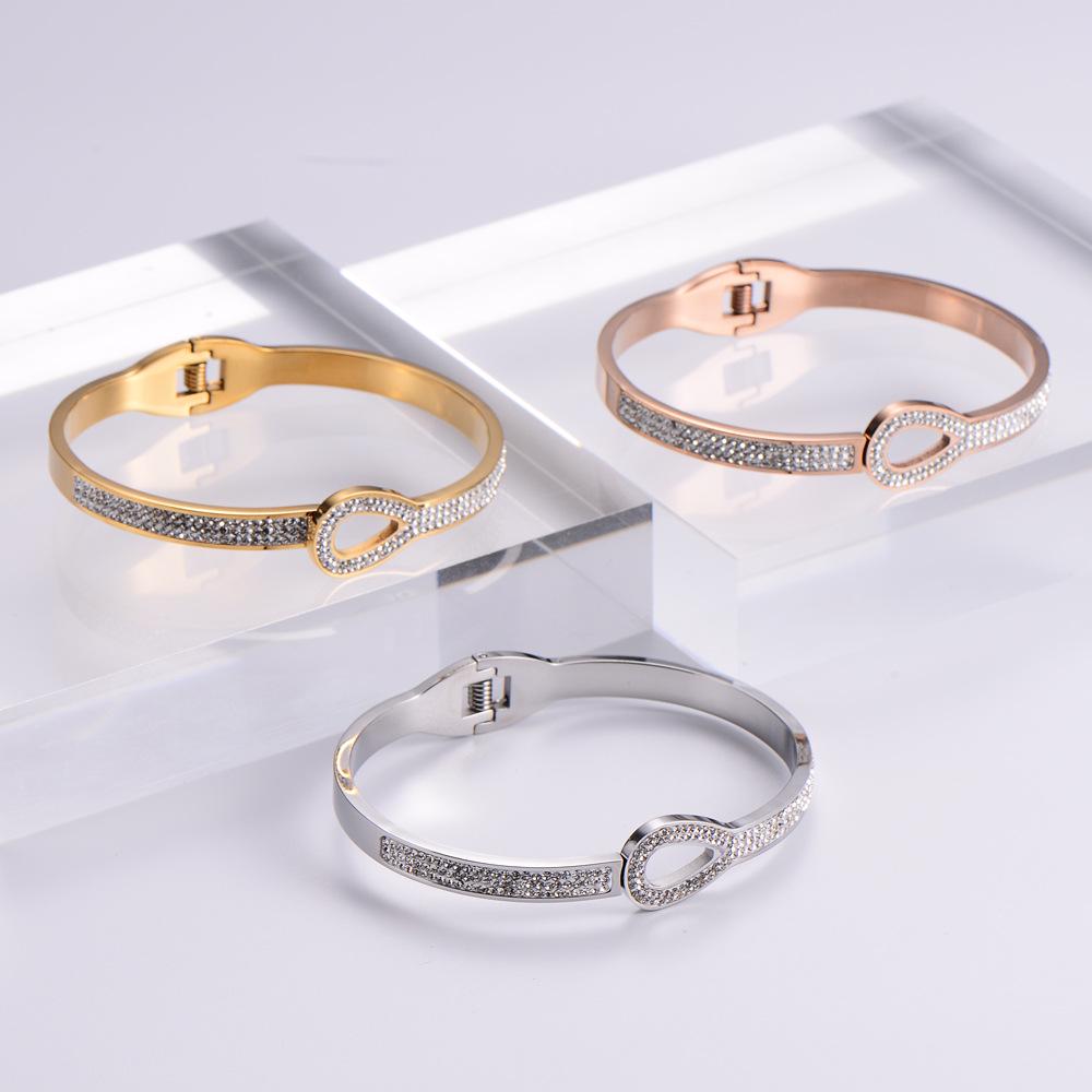 European & American Christmas Holiday Bracelet - Super Flash Goddess Gift Accessory