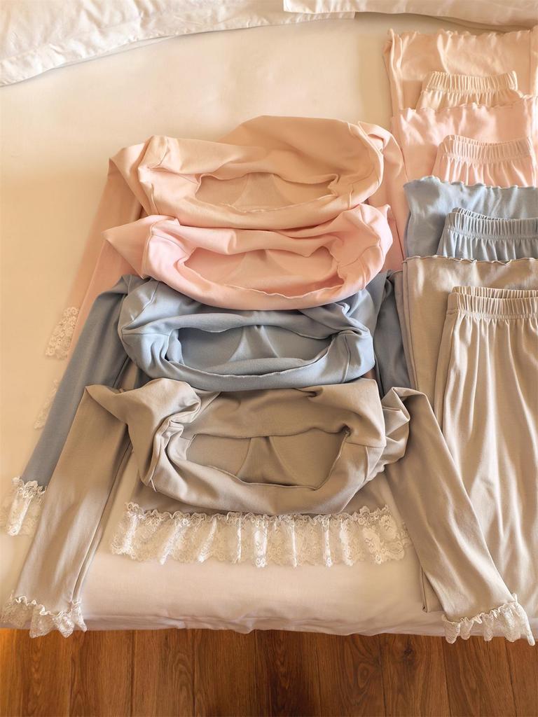 Women's Lace-Trim Pajama Set with Chest Pads - Long Sleeve & Pants, Sweet Influencer Style, Cotton Homewear for All Seasons