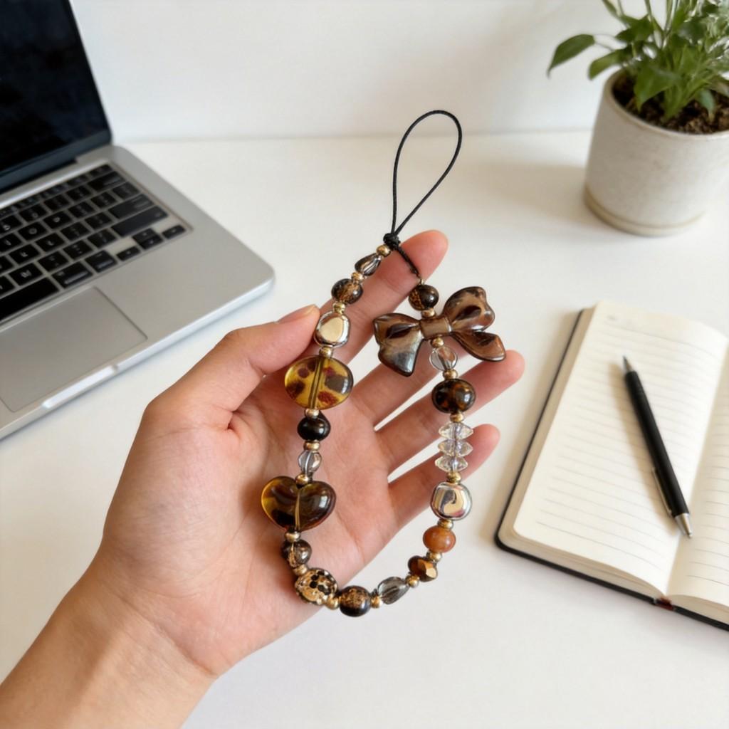 Leopard Print Phone Lanyard Pvc Handcrafted Keychain For Men Women