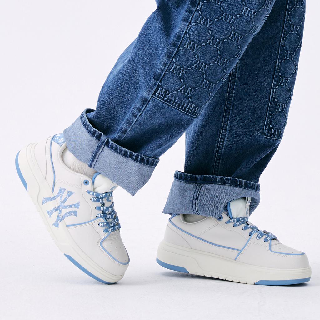New MLB New York Yankees Anti-Slip Wear-Resistant Low-Top Skateboard Shoes Unisex White Blue 3ASXD025N-50BLS