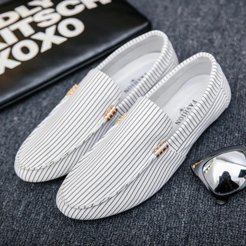2025 New Men's Flat Loafers Comfortable Casual Shoes Breathable Slip-On Soft Driving Shoes Light  Men Lazy Shoes