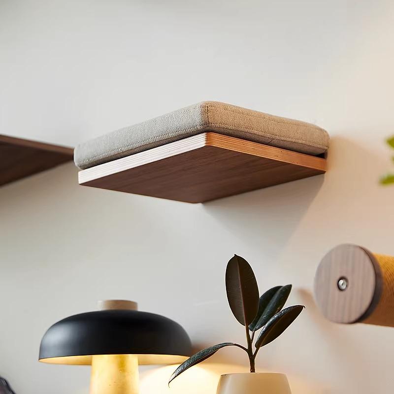 Designer Wall Mounted Cat Shelves Solid Wood Cat Climbing Space-Saving Modular Pet Furniture Indoor Cats Jumping Platform System