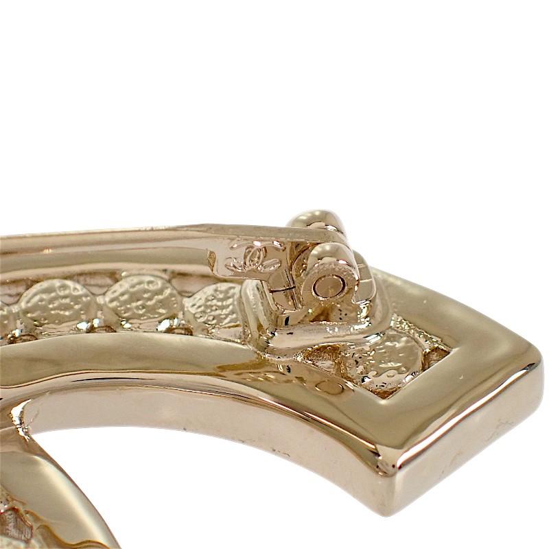 Chanel Brooch Gold metal/Rhinestone Women