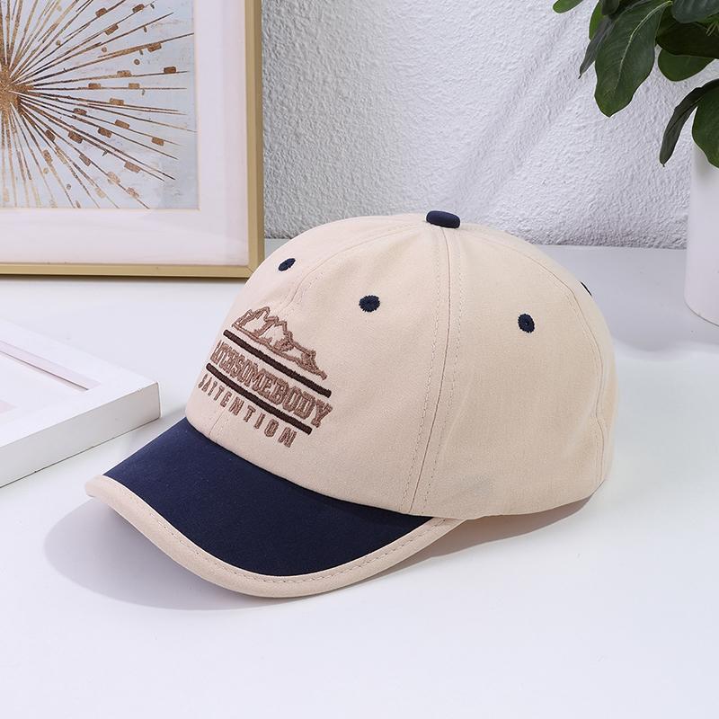 Japanese fashion color Mosaic embroidered mountain lettering baseball cap suitable for outdoor mountaineering sports