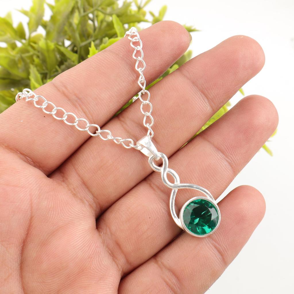Green Emerald Gemstone Pendant Jewelry, Handmade Gorgeous Silver Pendant , 925 Sterling Silver Jewelry For Wedding Gift