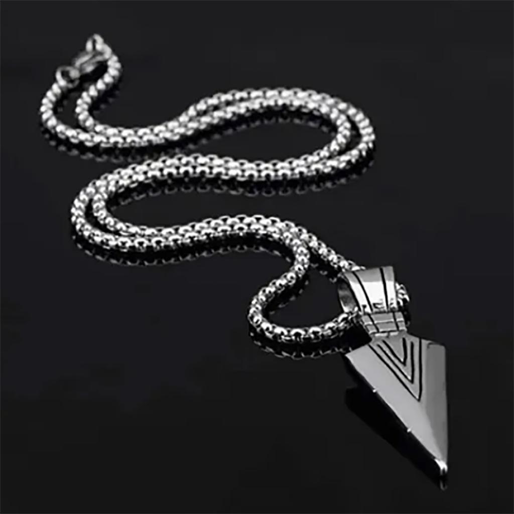 Men Arrowhead Necklace Stainless Steel Vintage Fashionable Polished Finish Unique Pendant Necklace Black