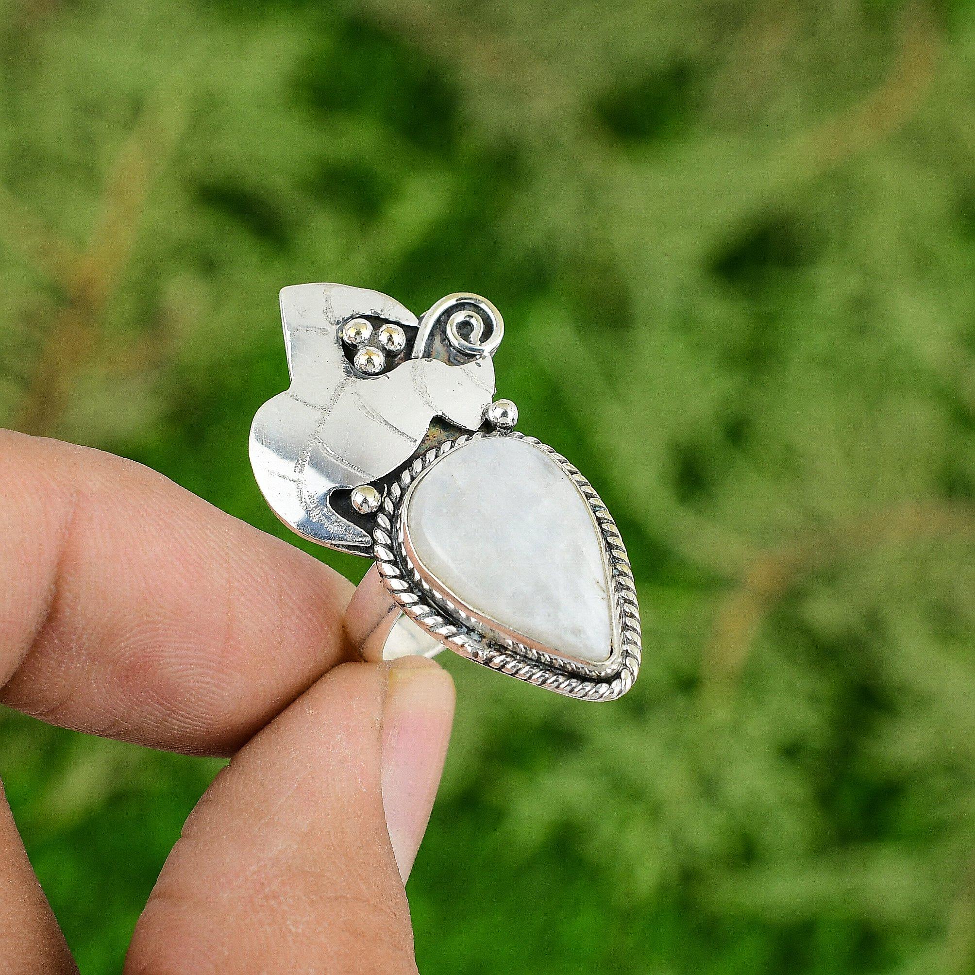 

Natural Rainbow Moonstone Gemstone Solitaire Ring Size 7 925 Sterling Silver 7