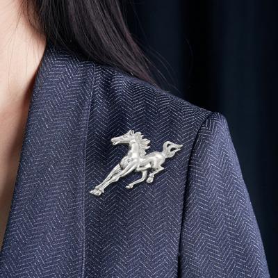 Horse Brooch Exuding Elegance Power Bold Sophisticated Design Retro Brooch Pin Vibrant Fashion Accessory