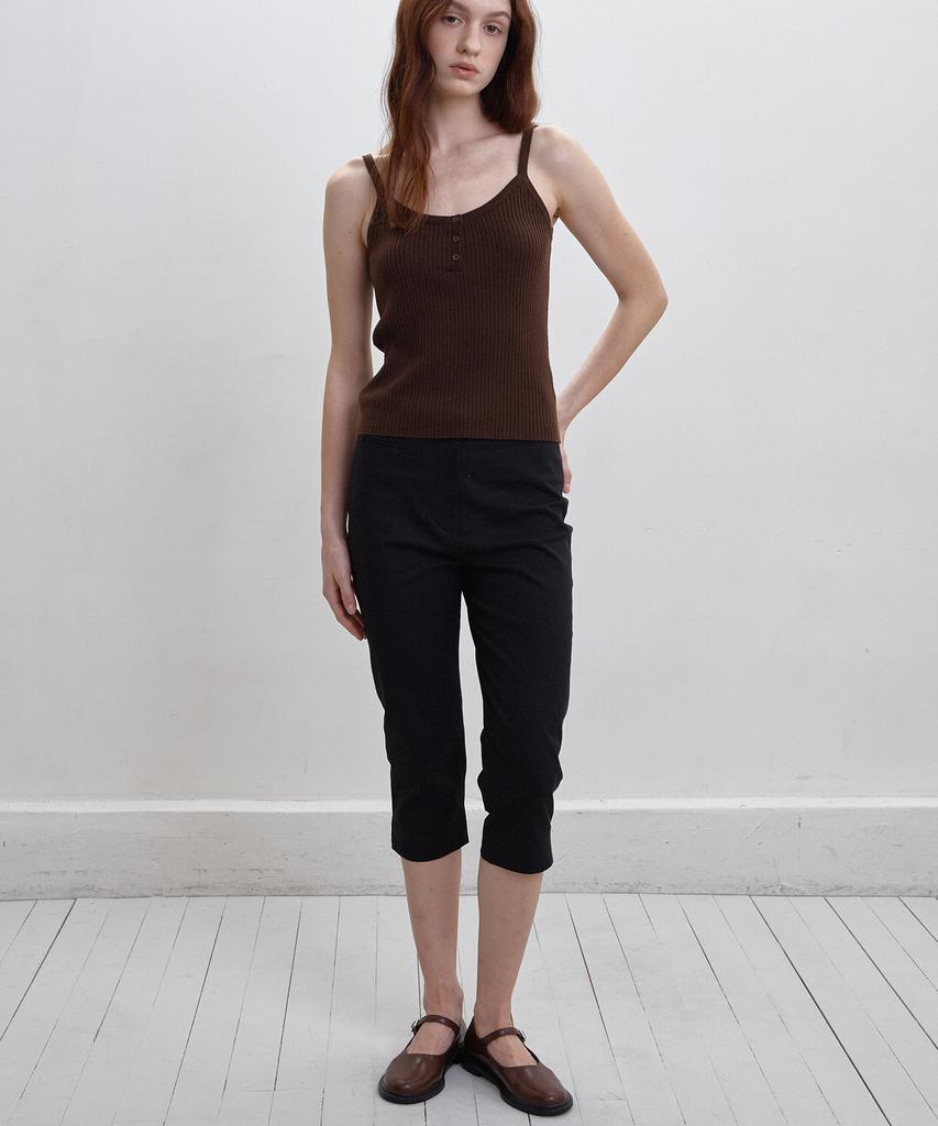 BUT'TON Capri Pants (Black)