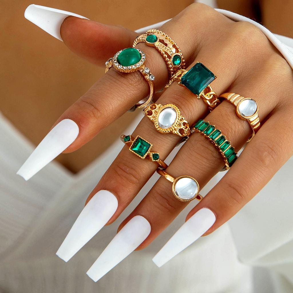 Accessories, Vintage Metal Imitation Emerald Diamond Set Love Snake Multi-piece Ring Set