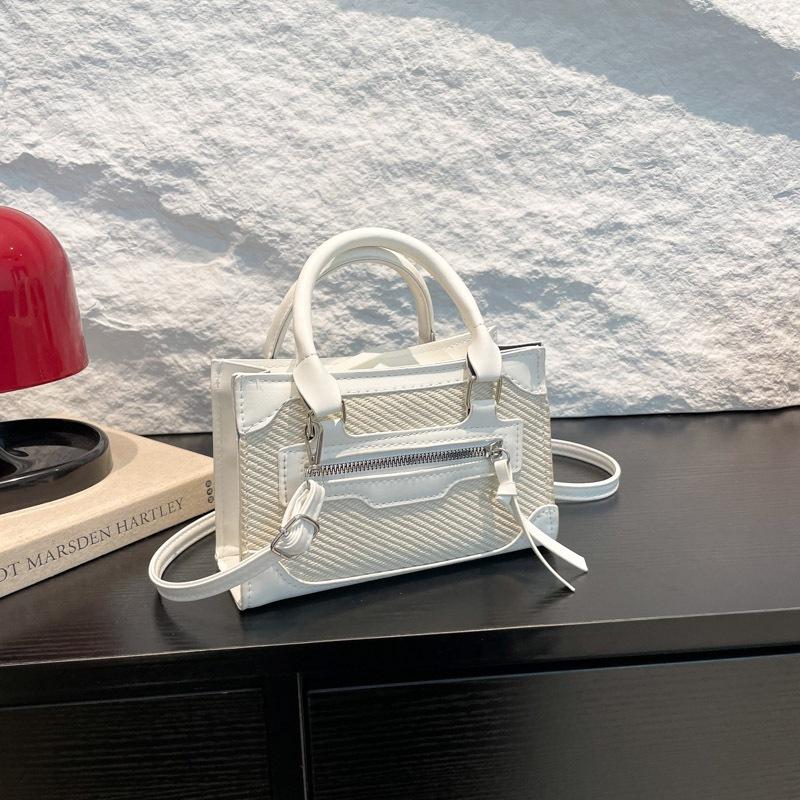 Niche Trend Fashion Small Square Bag 2025 New Summer Contrasting Colors Simple and Versatile Single Shoulder Oblique Span Portable