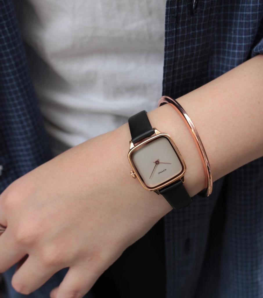 Ladies watch Kate Black Rose Leather [Authorized distributor] [KOMONO] KOMONO/KOM-W4251 [KATE]