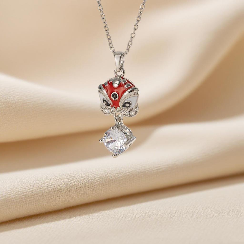Elegant Light Luxury Zircon Necklace for Women - Gold-Plated, Simple Clavicle Chain