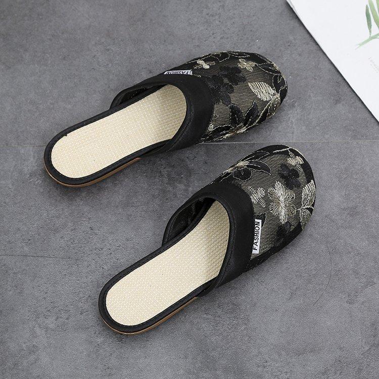 Fashion Women Summer Slippers Baotou Chinese Embroidery Flowers Sandals Ladies Casual Flip Flops National Indoor Outdoor Shoes