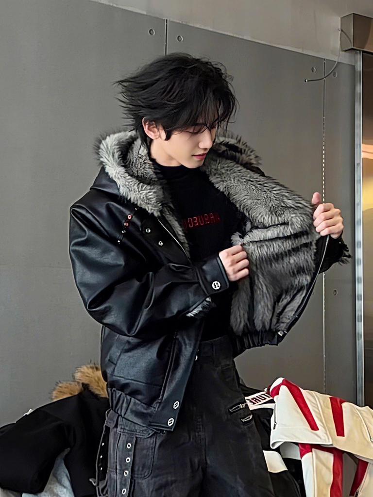 Herren Winter Schneeleopard Kunstfell PU-Lederjacke mit Samtfutter und Kapuze