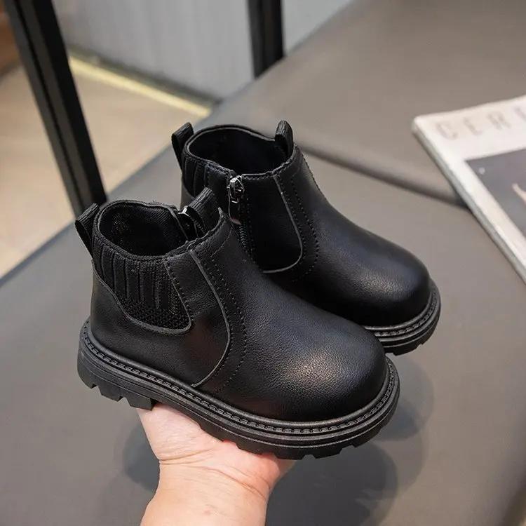 

Детские короткие ботинки, однотонные, универсальные, для мальчиков и девочек, ботинки челси с боковой молнией, 2024 г., новые модные детские ботильоны с защитой от скольжения 22 чёрный