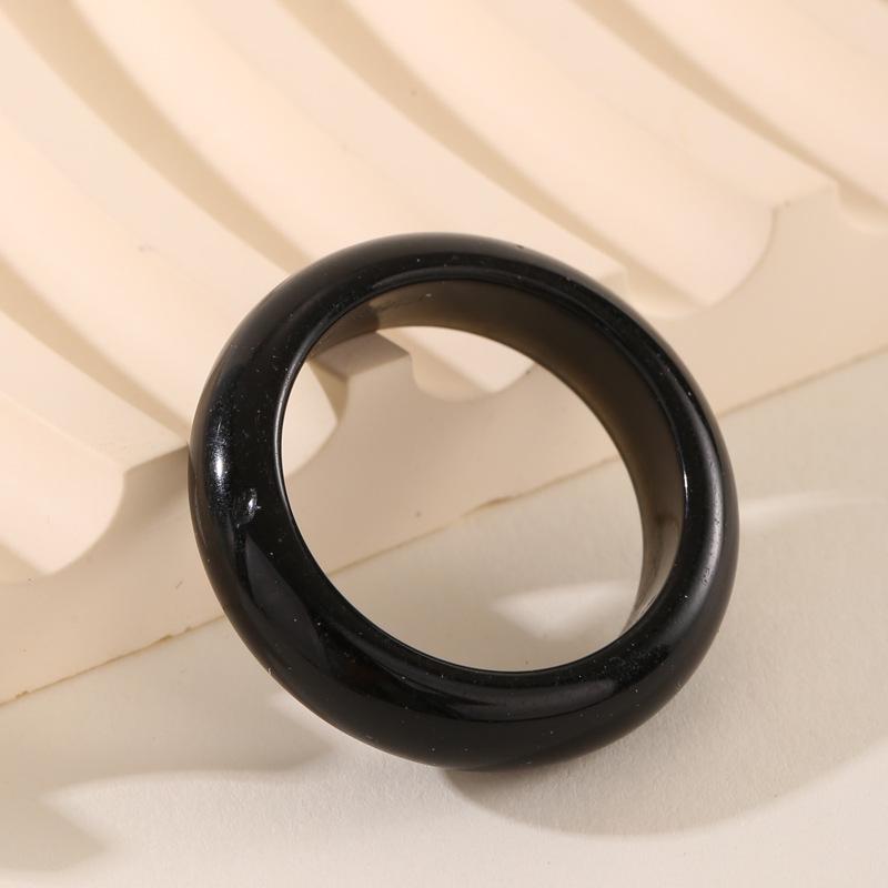 Antique-Style Wenwan Handcrafted Sodalite Ring Band