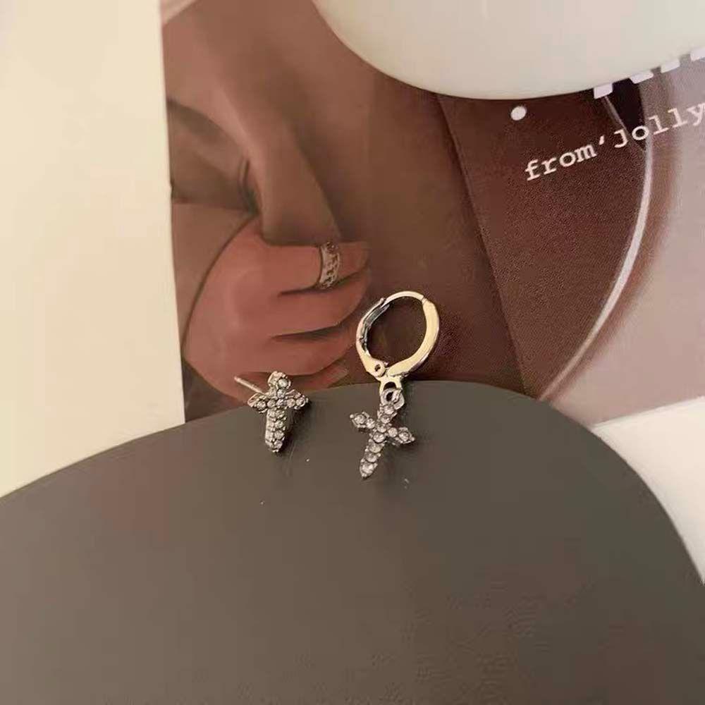 

Подарочные женские аксессуары для ушей, женские серьги-гвоздики с пряжкой для ушей, корейские серьги-кольца, серьги-гвоздики с крестом