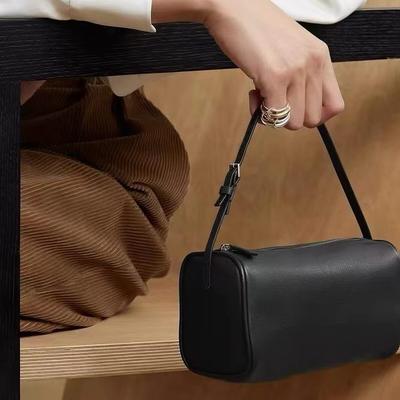 Bolsa para Laptop, Bolsa de Mão Cilíndrica de Alta Qualidade, Bolsa de Ombro Feminina, Acessório Elegante e Luxuoso