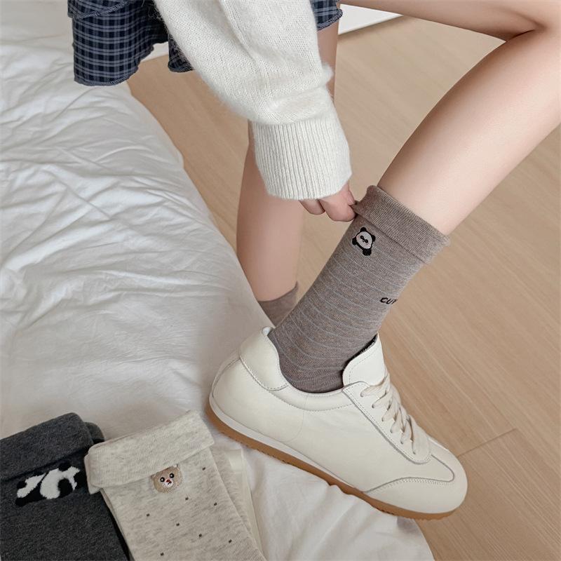 Autumn and Winter Fringed Women's Mid-calf Socks, Trendy and Cute Bear Head Embroidery, Pure Cotton Pile Socks, Boneless and Versatile Socks