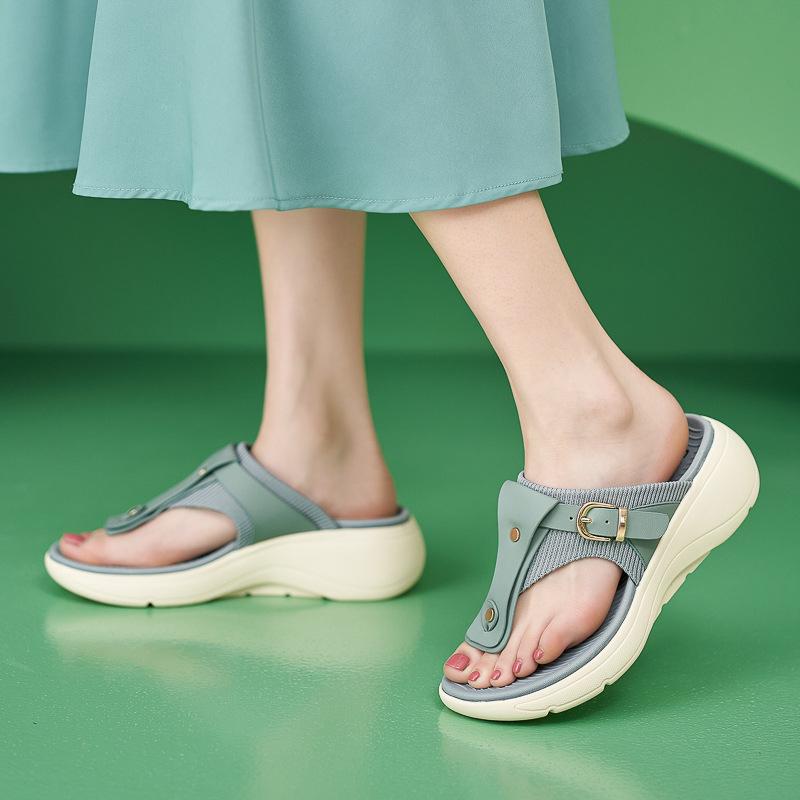 Casual And Fashionable New Thick-Soled Slippers Lightweight Non-Slip Comfortable And Casual Md Sports Slippers Simple Heels