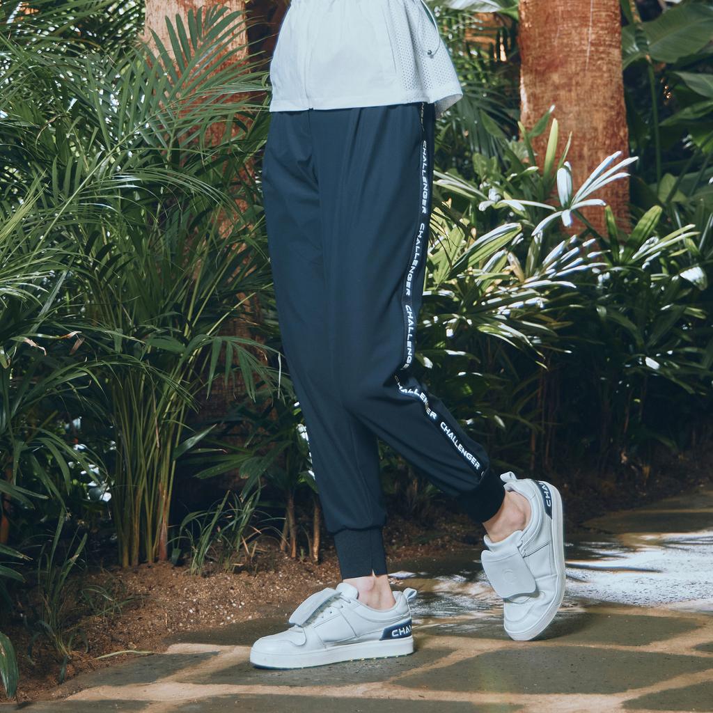 CHALLENGER Side Logo Nylon Spandex Women'S Jogger Pants Black