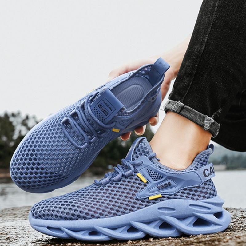 Summer Hollow Men's Platform Shoes New Breathable Height-enhancing Casual Sneakers Outdoor Comfortable Soft-soled Running Shoes