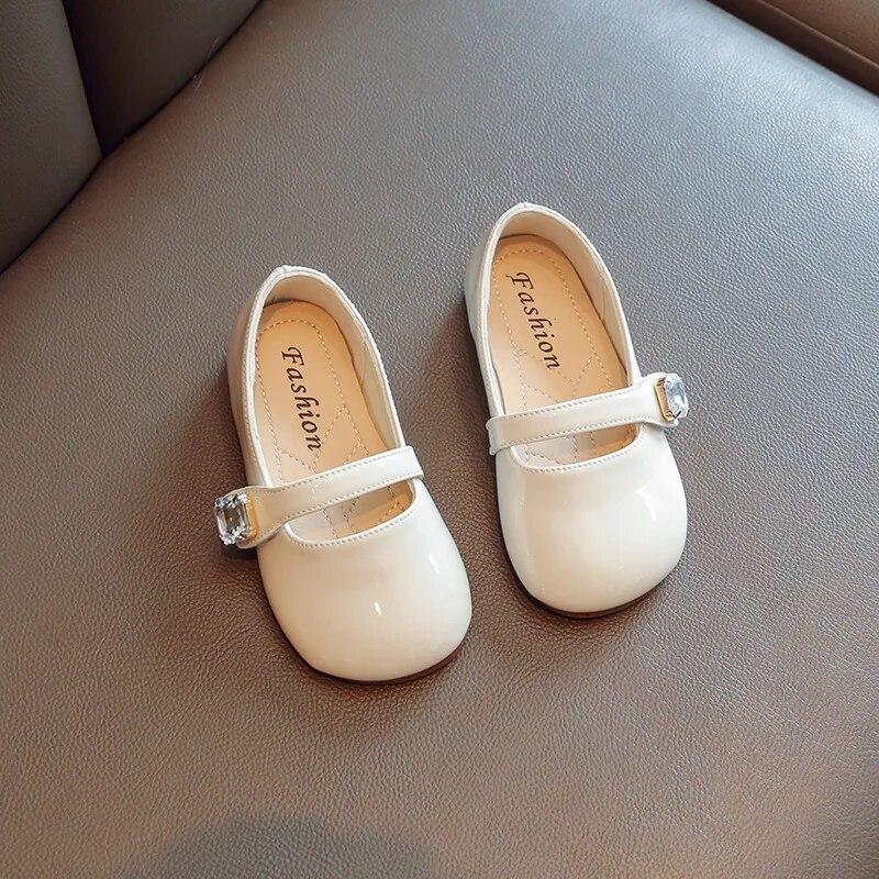Spring Autumn Patent Leather Girls Shoes Fashion Rhinestone Princess Shoes Shallow Kids Party Dress Shoes Solid Color Mary Janes