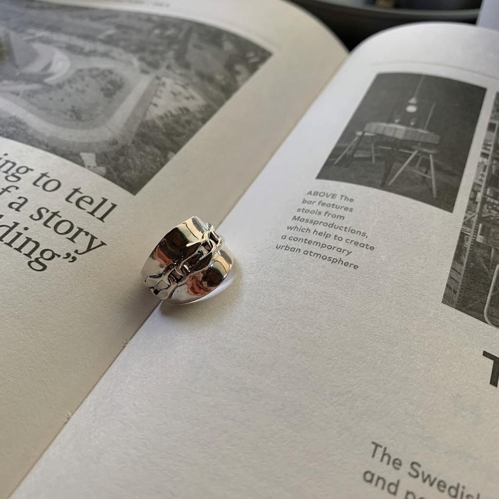 Sterling 925 Gorgeous Silver Ring With Cool Geometric Shape For Trendsetting Women