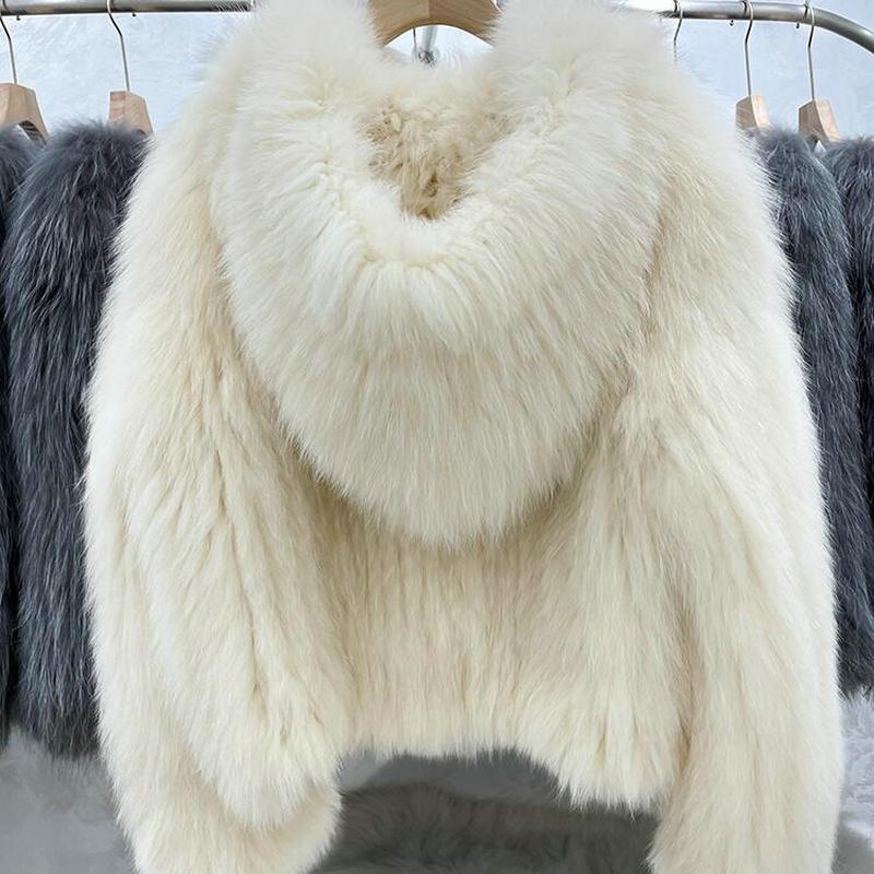 Nuovo cappotto invernale leggero grande orso bianco tessuto imitazione pelliccia di volpe da donna medio e lungo con cappuccio