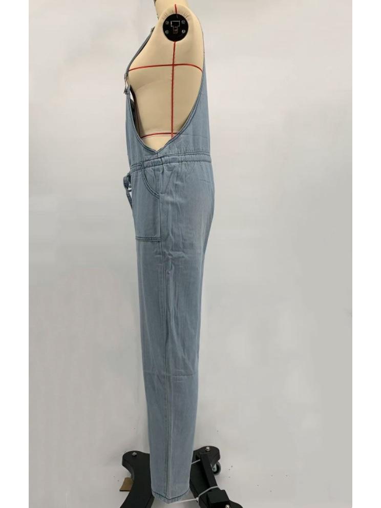 Damenmode Jumpsuit mit Kordelzug: Locker geschnittene Denim-Latzhose mit Schnürungsdetails