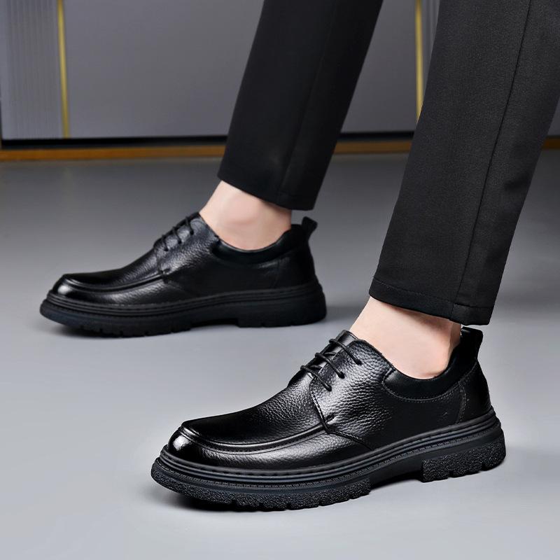 2025 New Casual Leather Shoes, Retro Leather Surface, Breathable and Light, Lazy One-pedal Fashion Trend, Platform Trendy Shoes for Men