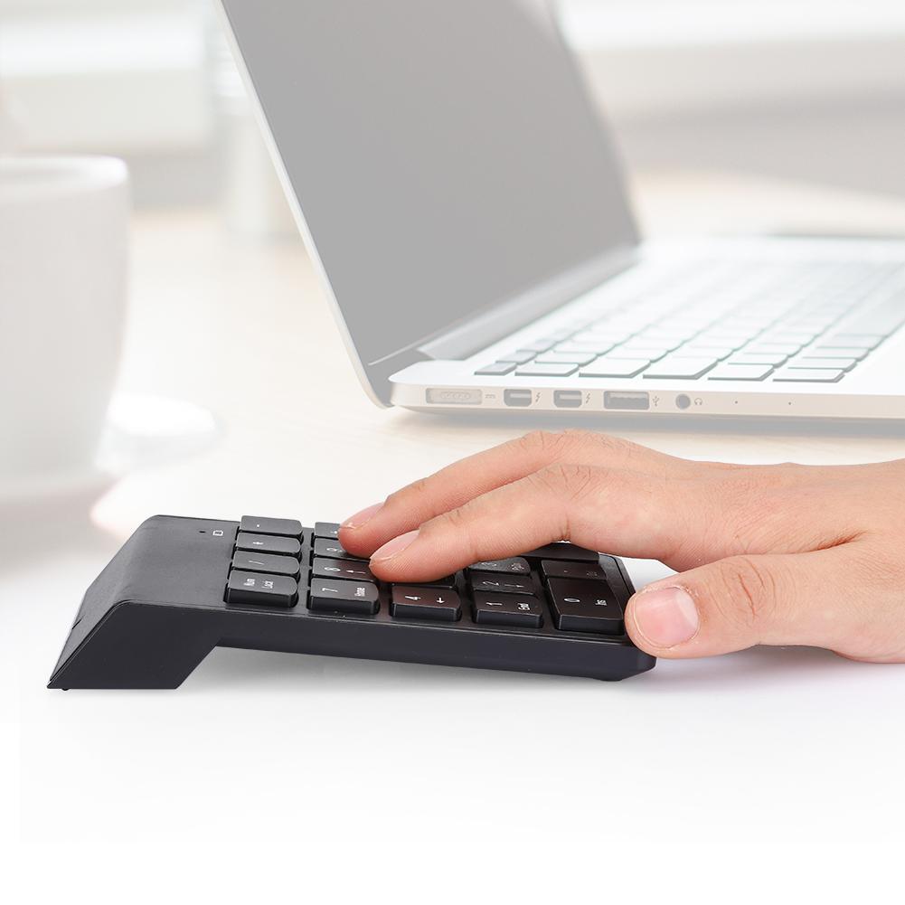 Mini Wireless Digital Keyboard USB 2.4GHz 18 Key Financial Accounting Keypad for PC DesktopBlack