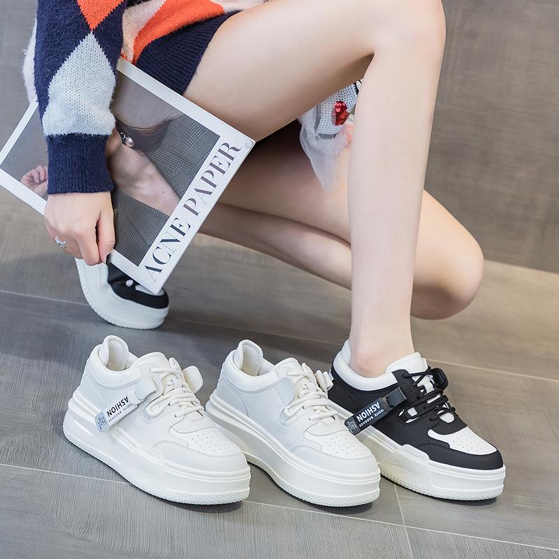 Casual women's winter new versatile platform women's shoes fleece sports board shoes