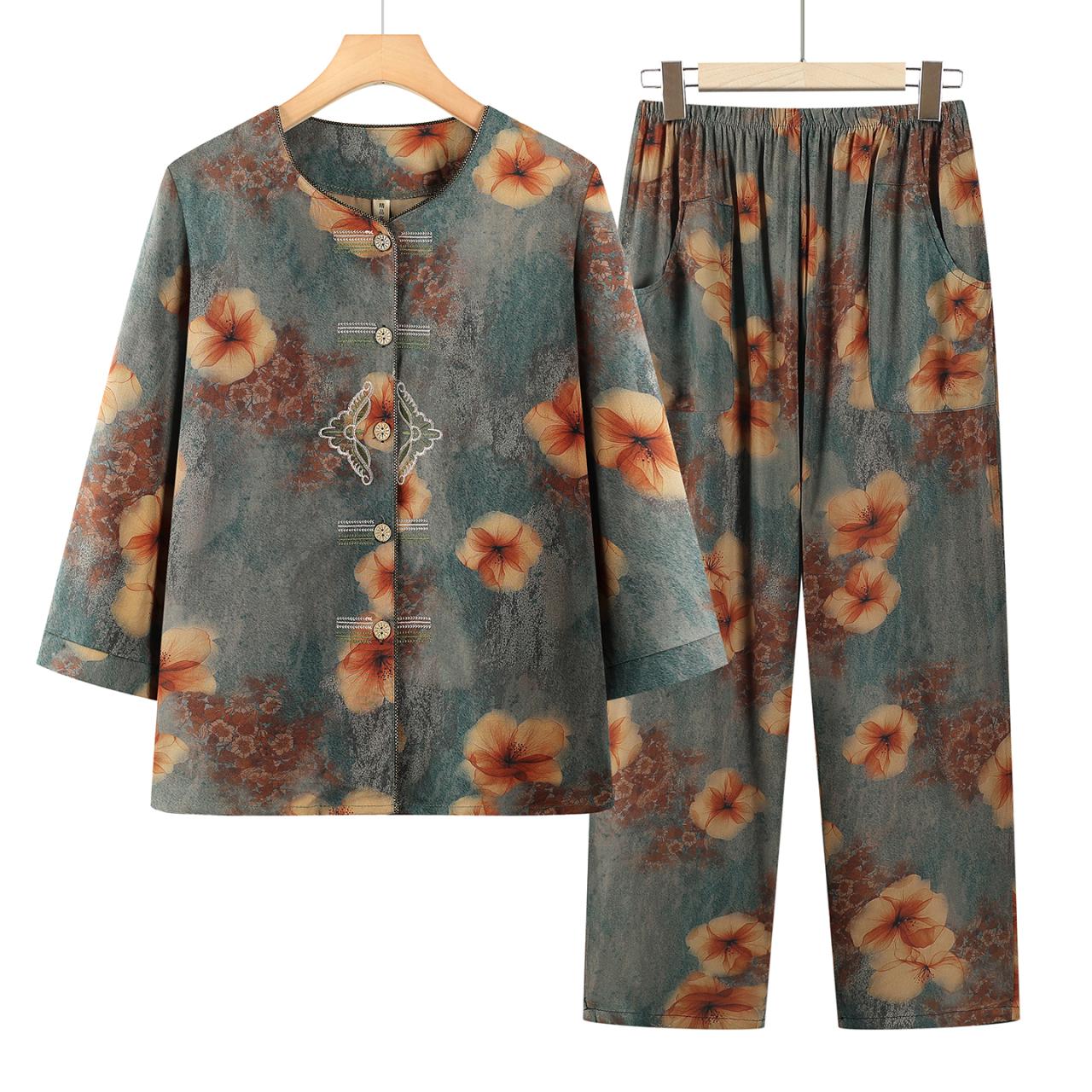 

2026 New Style 3/4 Sleeve Cardigan & T-Shirt Set for Seniors 2XL (Recommended 100-115 Jin)