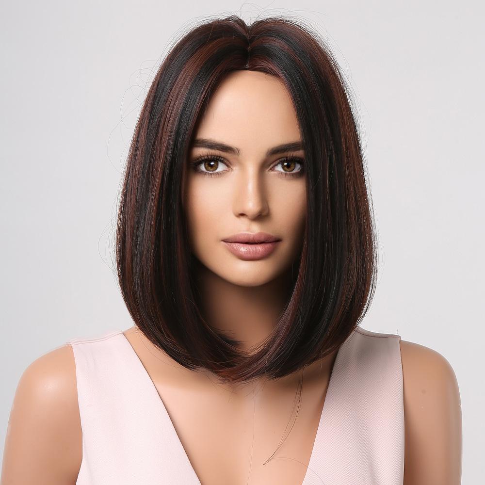 Pruik Dames Hoge Temperatuur Zijde Kort Haar Zomer Natuurlijke Kleur Bobo Hoofd Temperament Leeftijdsvermindering Qi Pony Kort Steil Haar Pruik Hoofddeksel