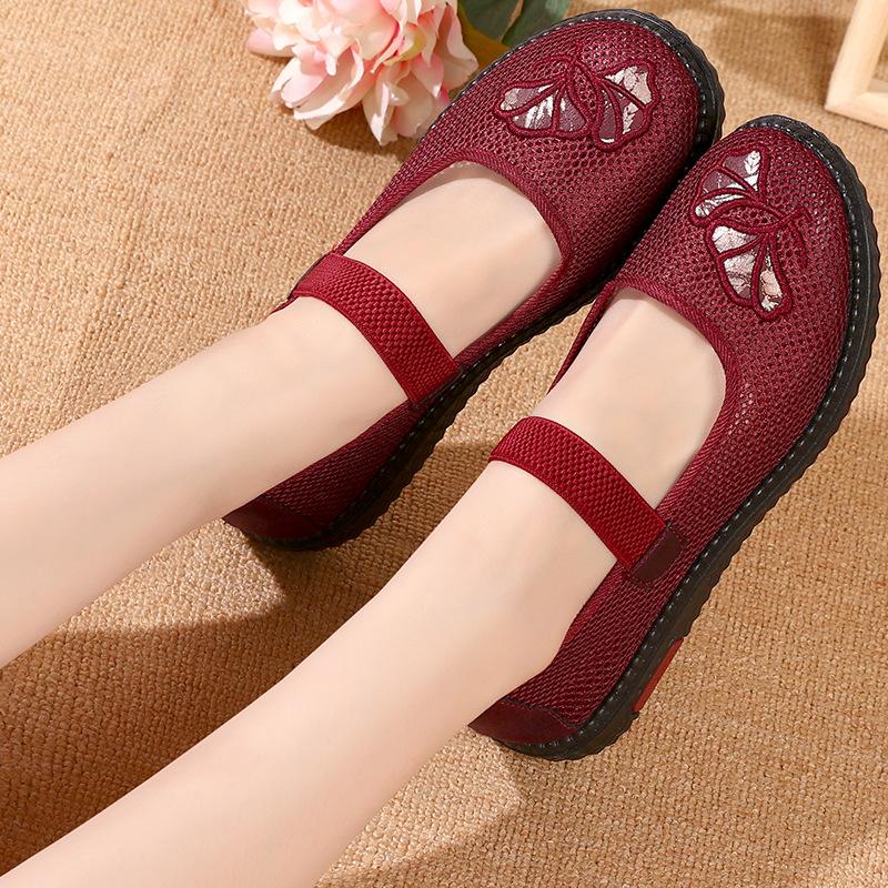 Hollowed-out Cloth Shoes, Women's Casual Soft-soled Anti-slip One-step Shoes