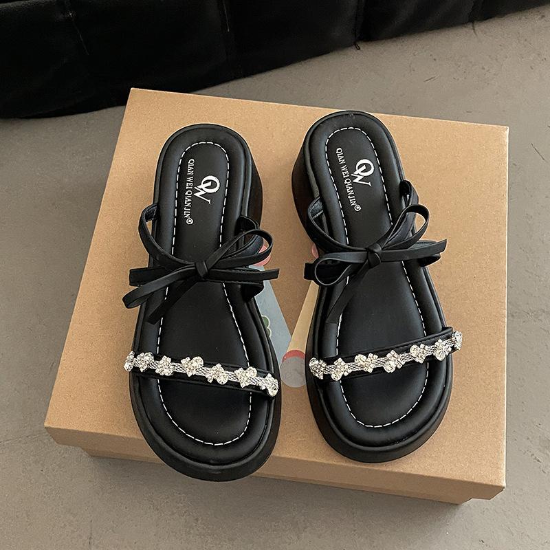 High sense fashion versatile slippers women's shoes summer new wear platform one-word drag casual beach shoes