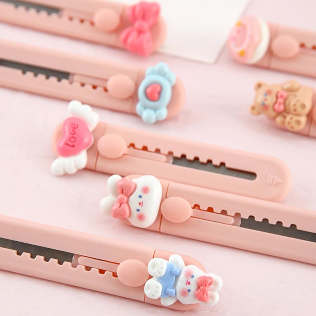 Cute Cartoon Modeling Mini Utility Knife Cinnamoroll Handbook Knife Stationery Handmade Knife Black Beauty Open Express Knife