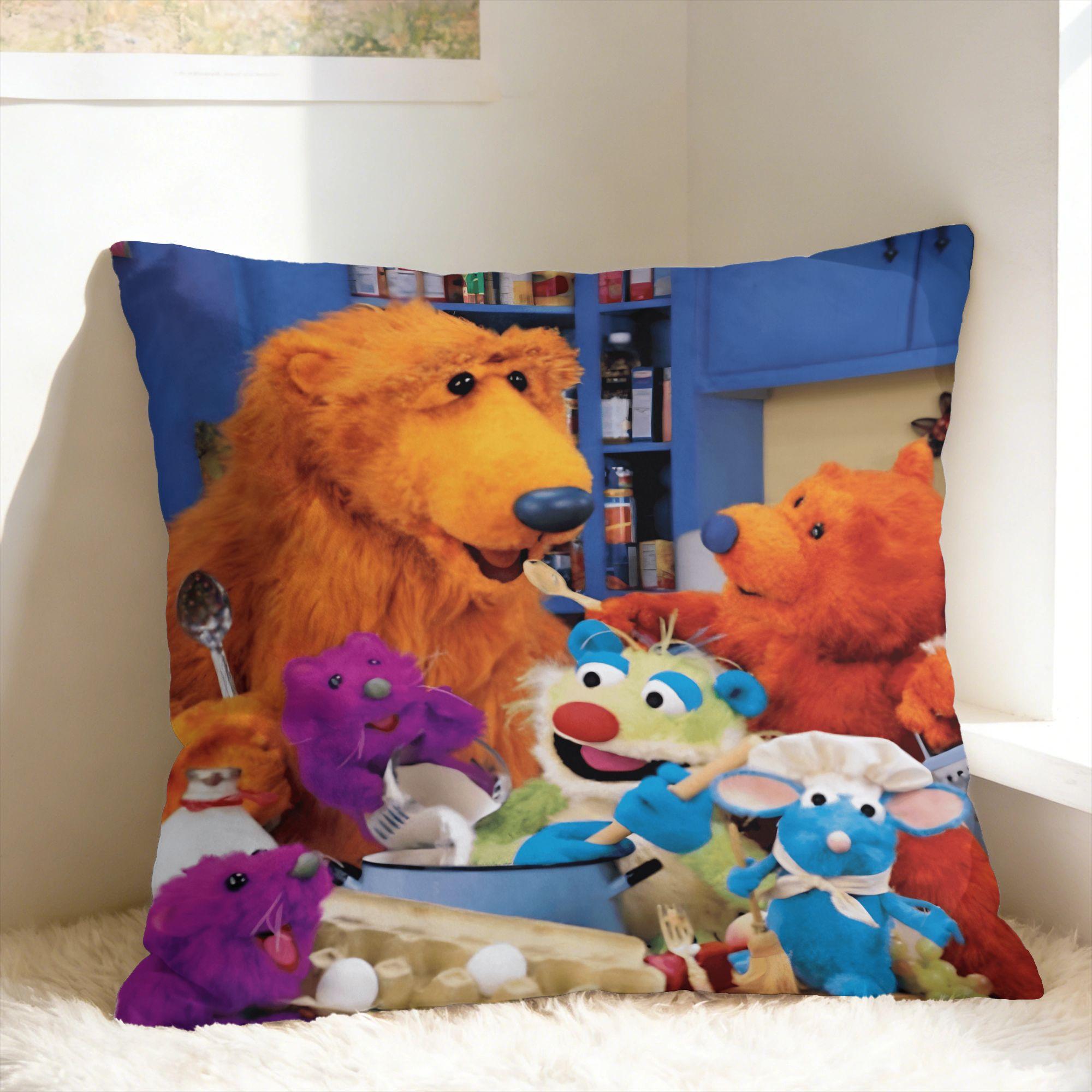 Fine Glasses Unisex Blue Tutter- B-Bear In The Big House Pillow Case Soft Pillow Cover Novelty Pillowcases For Sofa Bedroom Home Decor