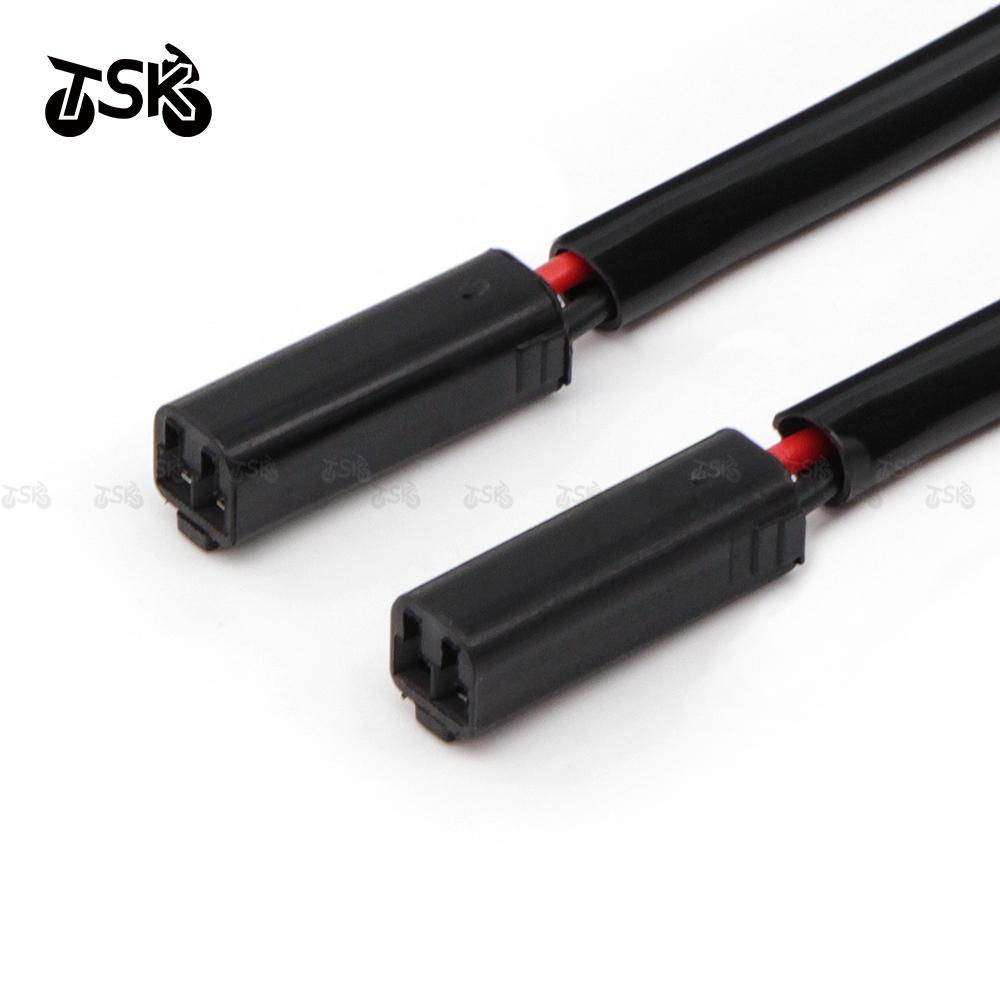 Turn signal marking line adapter plug connector for SUZUKI Hayabusa GSXR 1300 1999-2017 Rearview Mirror connector 2 power cords