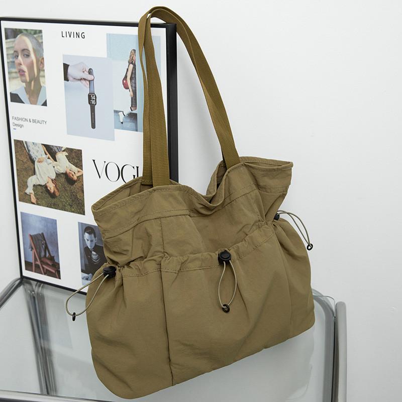 IELGY Large Capacity Handbag Simple Fashion Casual Commuter Tote Bag