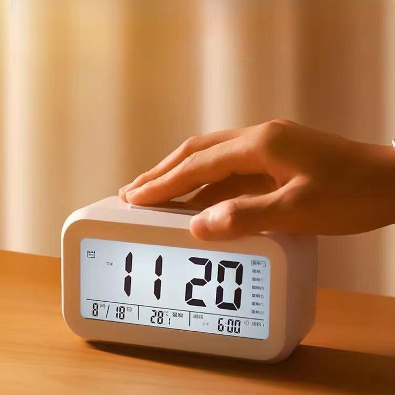 1Pc Charging Alarm Clock with Multiple Functions, Can Tell The Time on The Hour, Student Children's Bedside Rise Music Alarm with Voice Clock