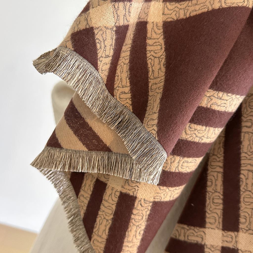 New Elegance Striped Print Scarf Soft Warm Fringe Pashmina Shawl Autumn And Winter Outdoor Coldproof Windproof Blanket