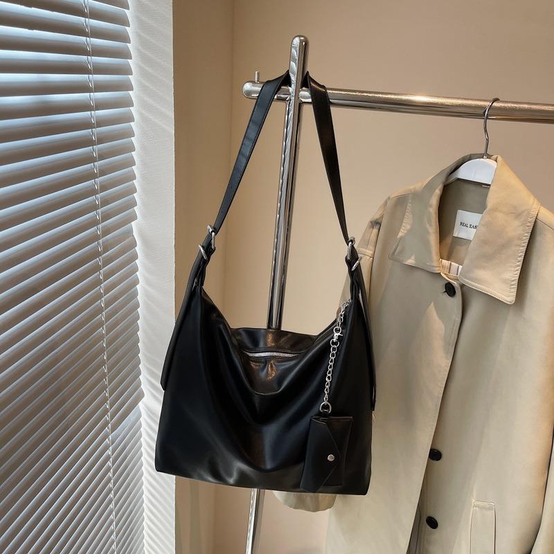 Casual underarm bag women's bag new simple tote bag solid color versatile shoulder messenger bag