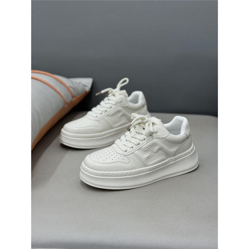 New Comfortable Shoes Sneakers Breathable and Comfortable Bjd