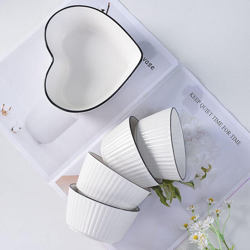 Minimalist Ceramic Dinnerware Set
