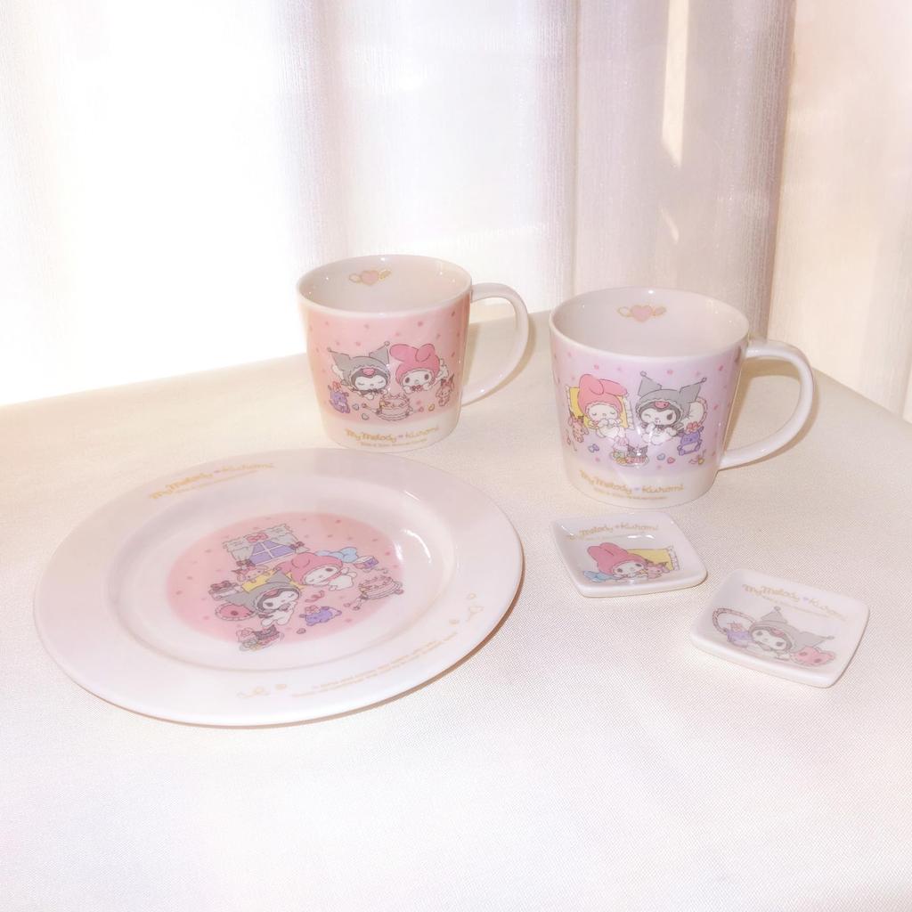 Sanrio 50th Anniversary and 20th Anniversary Commemorative Microwave and Dishwasher Character Made In Product Number 320162 "My Melody" "Kuromi"