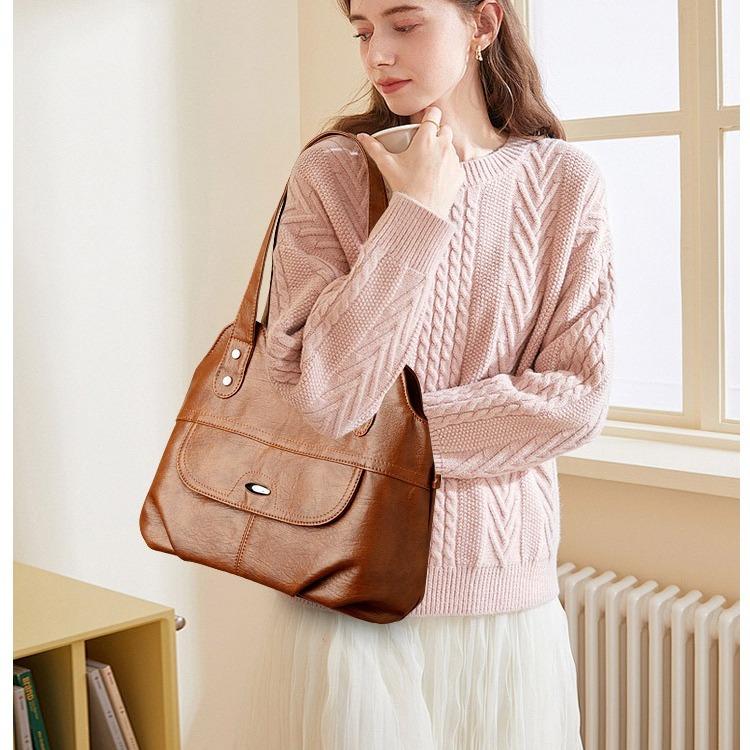 Faux Fur Handbags Large Capacity Soft Leather Handbags for Ladies